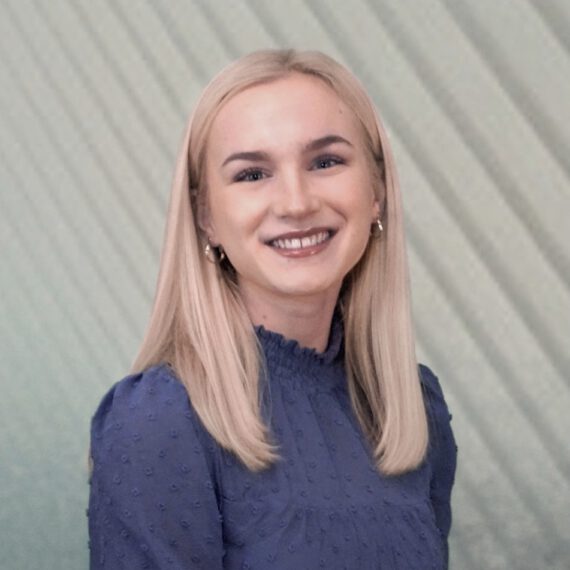 54ABB495-94CC-4005-A195-06122D45BED8